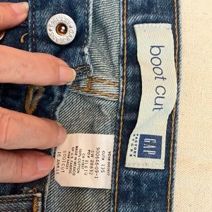 GAP Factory Store, Bootcut #135. Womens 16 ankle. 4 button fly. 5 pocket.